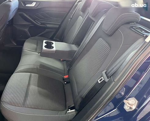 Ford Focus 2018 - фото 27
