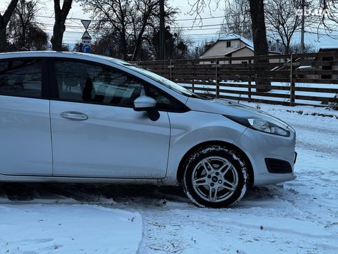 Ford Fiesta 2016 серый - фото 3