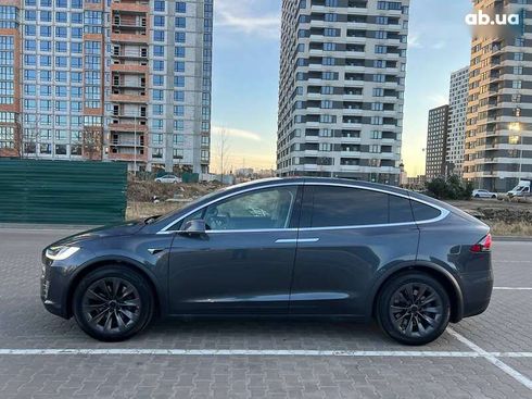 Tesla Model X 2018 - фото 12