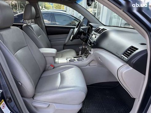 Toyota Highlander 2013 - фото 12
