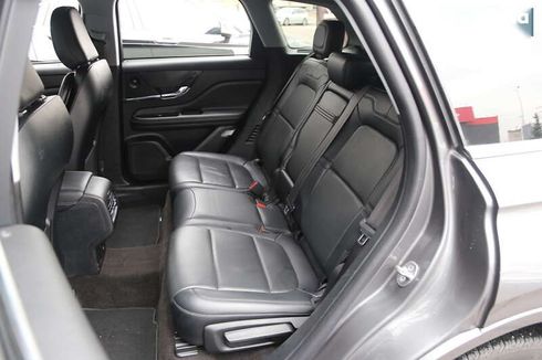 Lincoln Corsair 2021 - фото 10