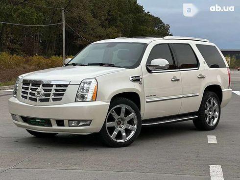 Cadillac Escalade 2011 - фото 2