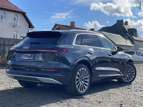Audi E-Tron 2022 - фото 9