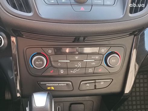 Ford Escape 2019 серый - фото 29