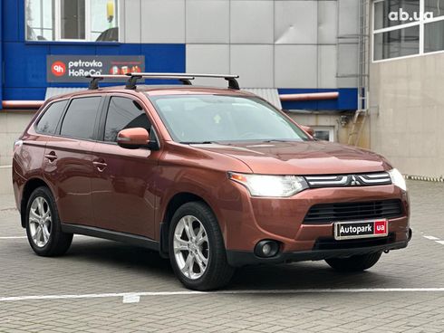 Mitsubishi Outlander 2013 коричневый - фото 8
