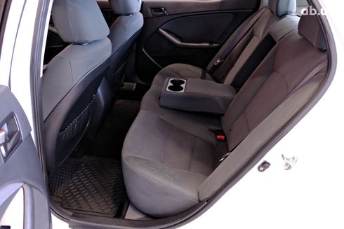 Kia Optima 2015 белый - фото 9