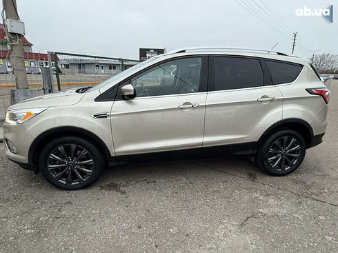 Ford Escape 2017 - фото 3