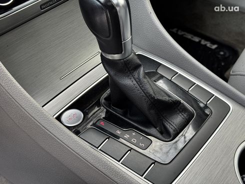 Volkswagen Passat 2013 серый - фото 18