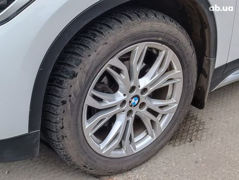 BMW X1 2016 белый - фото 3