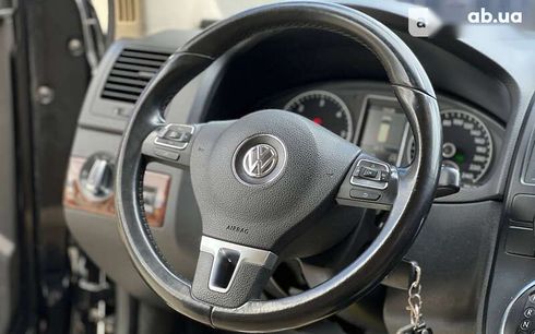 Volkswagen Multivan 2011 - фото 14