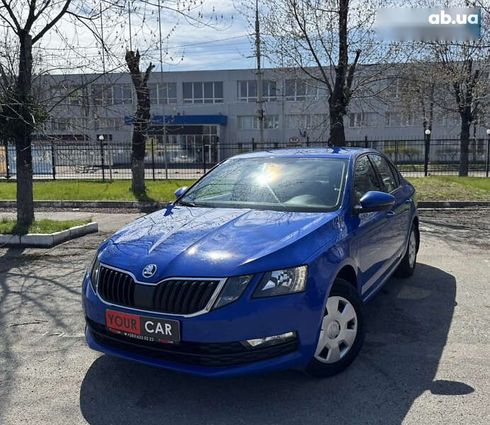 Skoda Octavia 2020 - фото 6