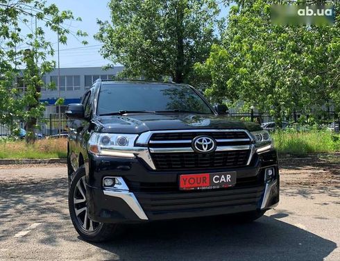 Toyota Land Cruiser 2017 - фото 9