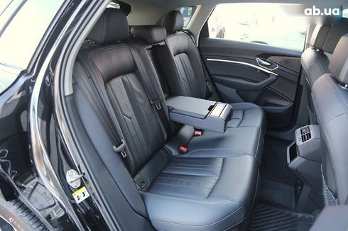 Audi E-Tron 2022 - фото 10
