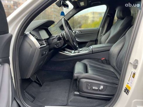 BMW X5 2019 - фото 25