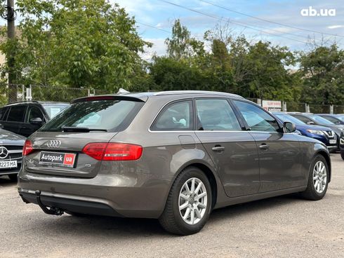 Audi A4 2013 серый - фото 7