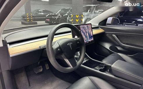 Tesla Model 3 2019 - фото 8
