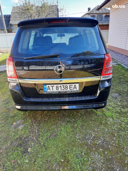 Opel Zafira 2008 черный - фото 6