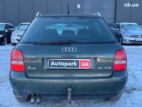 Audi A4 2000 зеленый - фото 5