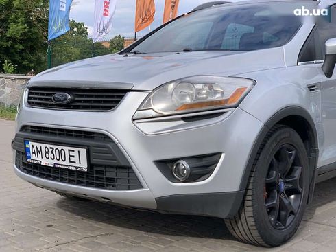 Ford Kuga 2011 - фото 11