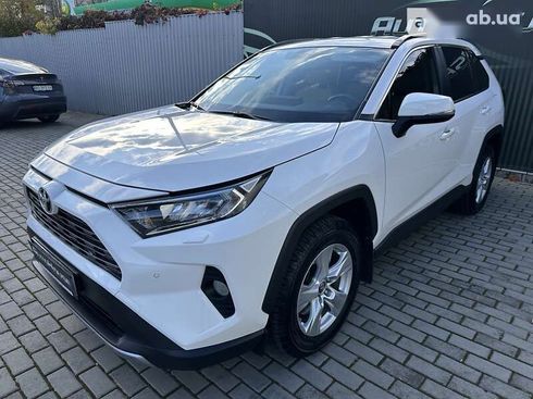 Toyota RAV4 2019 - фото 11