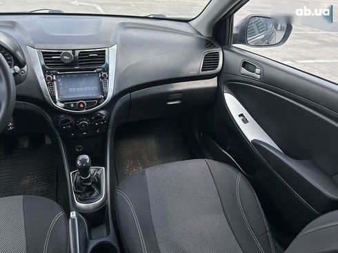 Hyundai Accent 2016 - фото 20