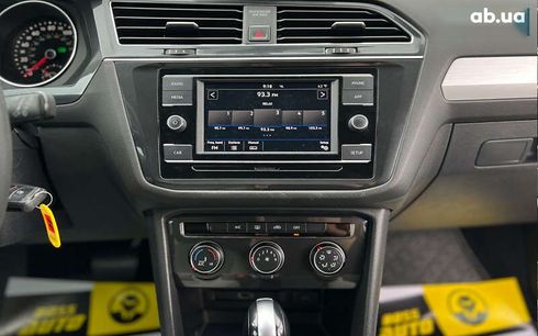 Volkswagen Tiguan 2017 - фото 11