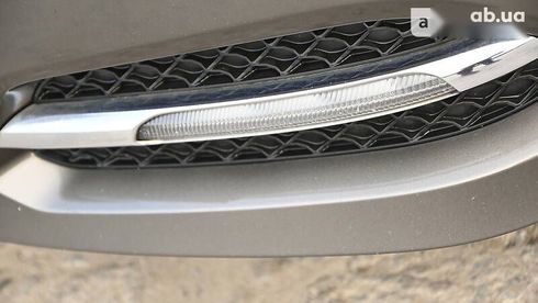 Mercedes-Benz E 250 2011 - фото 16