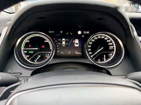 Toyota Camry 2023 - фото 16