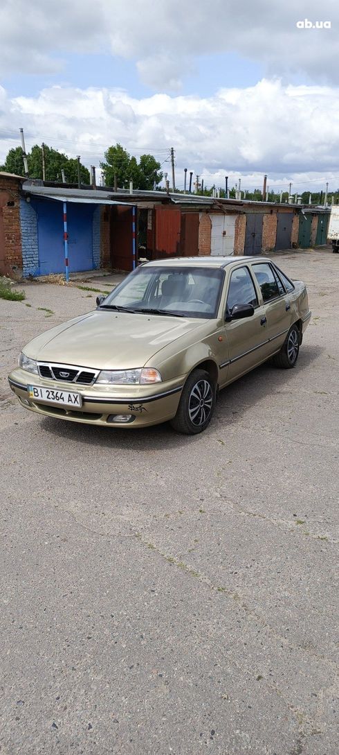 Daewoo Nexia 2008 золотистый - фото 10