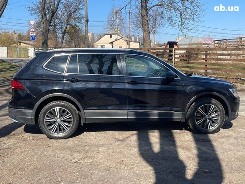 Volkswagen Tiguan 2017 черный - фото 4
