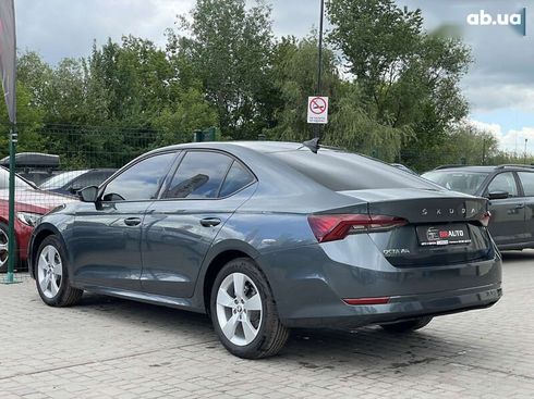 Skoda Octavia 2020 - фото 20