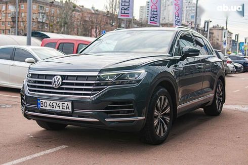 Volkswagen Touareg 2019 - фото 6