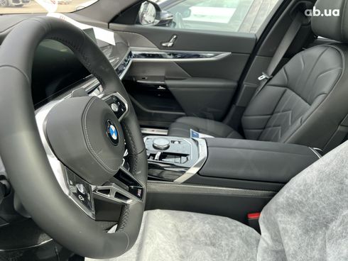 BMW 7 серия 2023 - фото 18