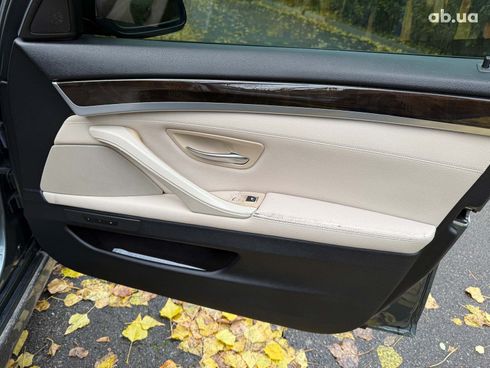 BMW 5 серия 2011 серый - фото 21