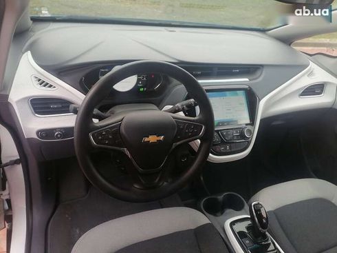 Chevrolet Bolt 2017 - фото 17