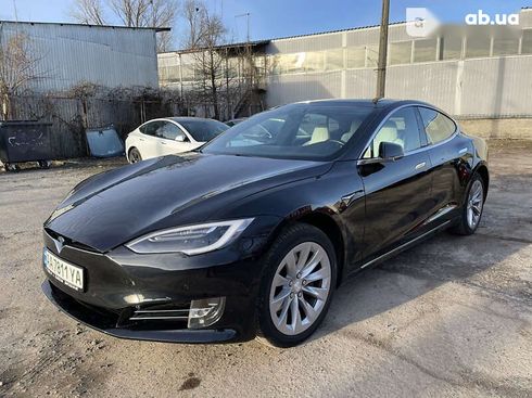 Tesla Model S 2017 - фото 7