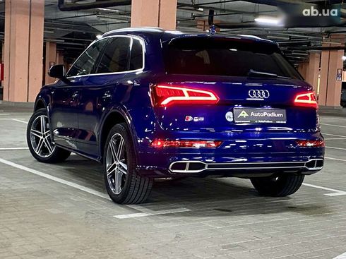 Audi SQ5 2018 - фото 11