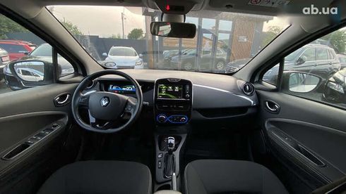 Renault Zoe 2019 - фото 22
