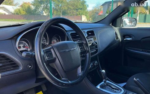 Chrysler 200 2011 - фото 7