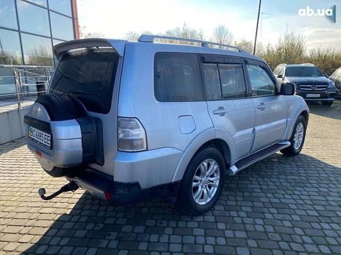 Mitsubishi Pajero Wagon 2008 - фото 7