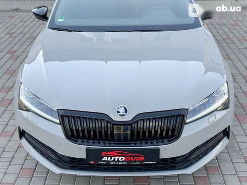 Skoda Superb 2020 - фото 12