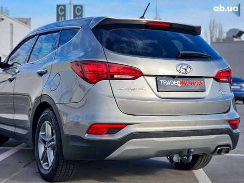 Hyundai Santa Fe 2018 - фото 12