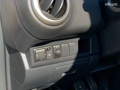Nissan Note 2006 коричневый - фото 20