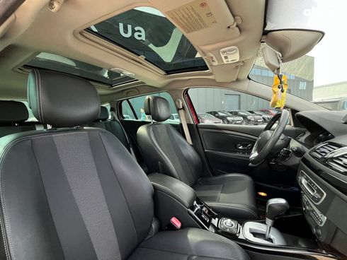 Renault Megane 2012 красный - фото 9