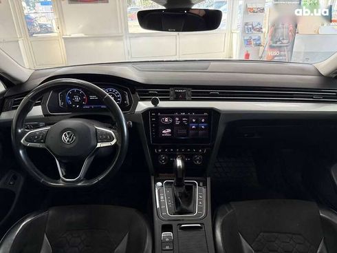Volkswagen Passat 2019 - фото 21