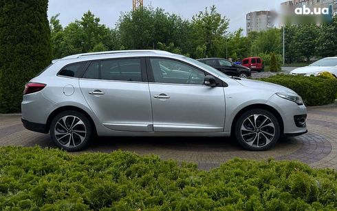 Renault Megane 2015 - фото 8