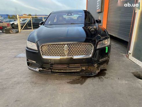 Lincoln Continental 2017 - фото 2