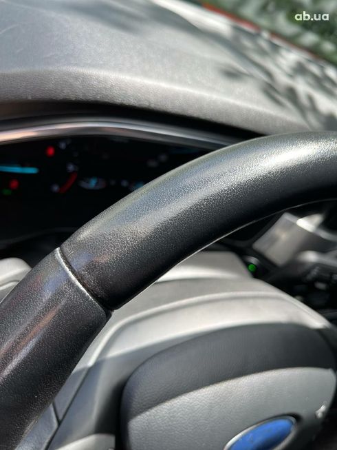 Ford Focus 2019 красный - фото 10