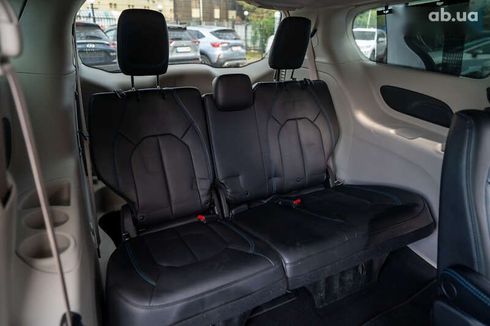 Chrysler Pacifica 2021 - фото 30