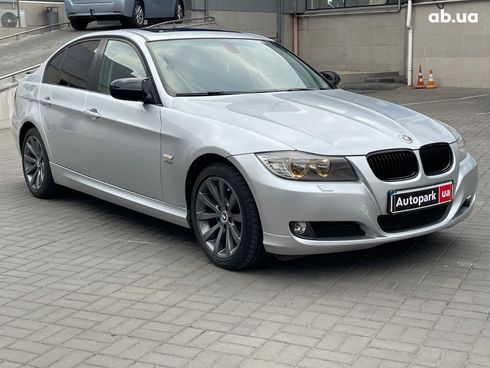 BMW 3 серия 2011 серый - фото 3
